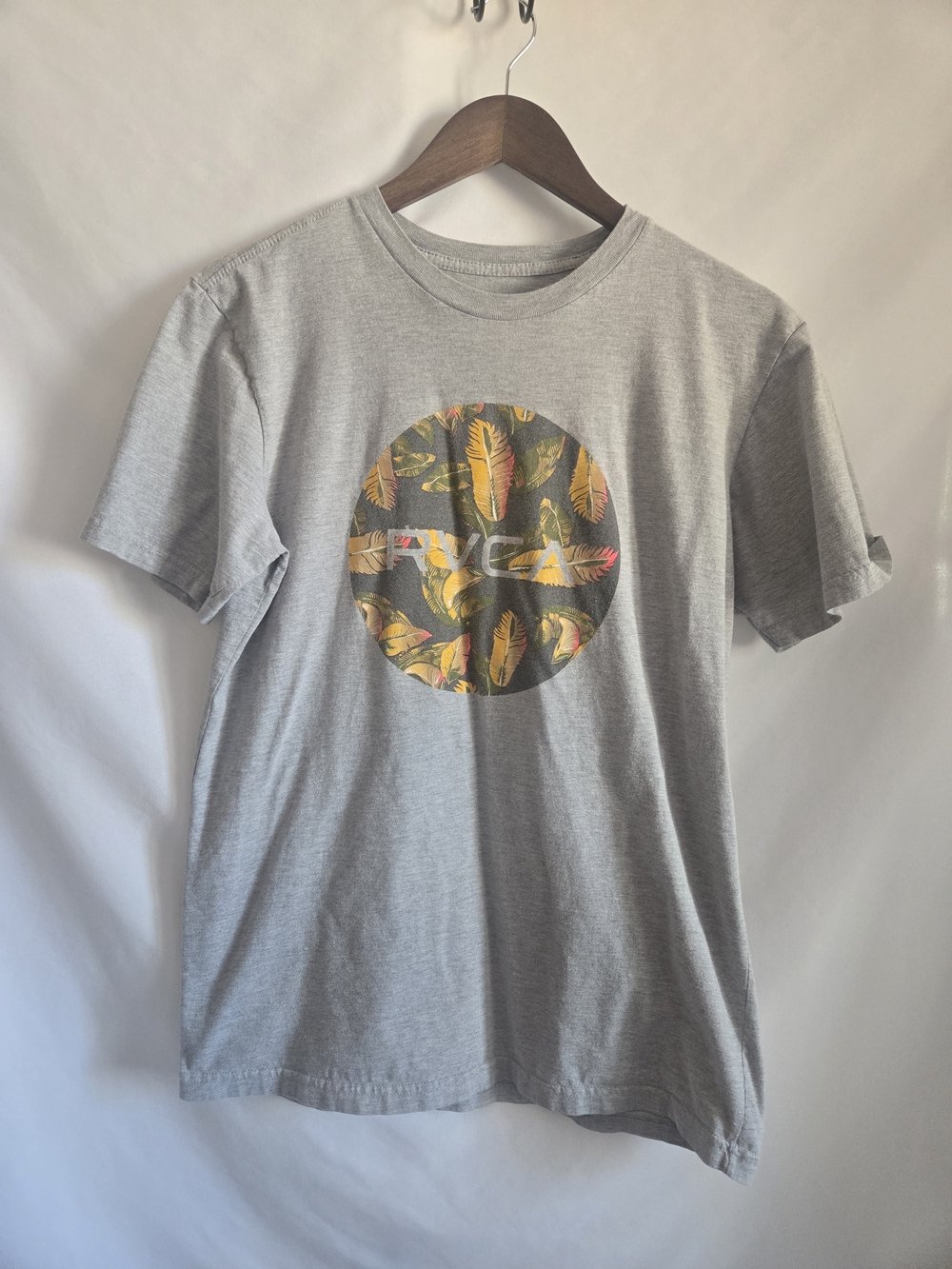 RVCA Gray Short-Sleeve Tee with Tropical Circle Graphic